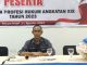 Moh.Irfan Latowale, staf pengajar FH Unsimar Poso, saat memberi pembekalan kepada 72 mahasiswa untuk mengikuti KKPH angkatan XIX tahun 2023