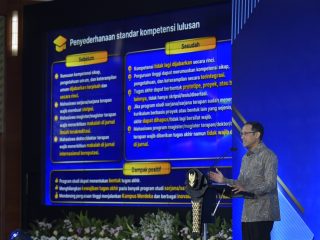 Menteri Pendidikan, Kebudayaan, Riset, dan Teknologi (Mendikbudristek) Nadiem Makarim.