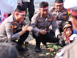 Pelaksanaan Gerakan Tanam 15 ribu Pohon di wilayah Jakarta Barat