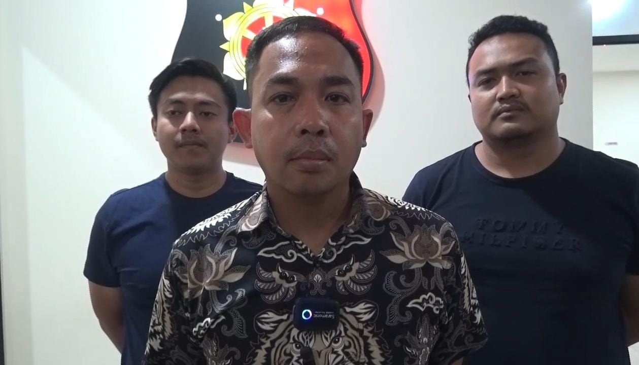 Kasat Reserse Kriminal Polres Metro Jakarta Barat saat memberi keterangan