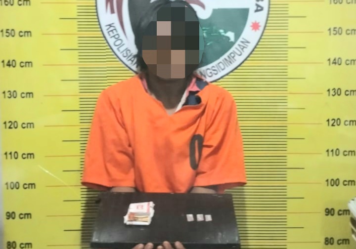 Pria berambut gondrong, PH, yang selama ini diduga menjadi pengedar sabu paket hemat sudah ditangkap Polisi di Padangsidimpuan