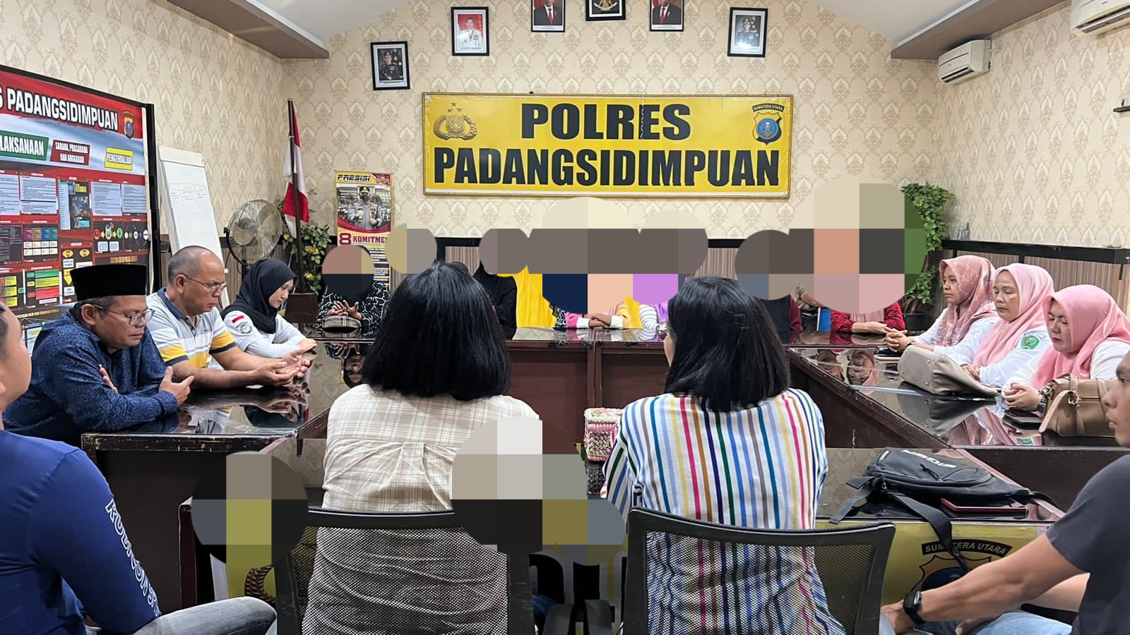 Unit PPA Polres Padangsidimpuan saat melakukan upaya diversi atas kasus VCS hingga menyebablan viral foto tak senonoh siswi di salah satu SMP di Kota Padangsidimpuan