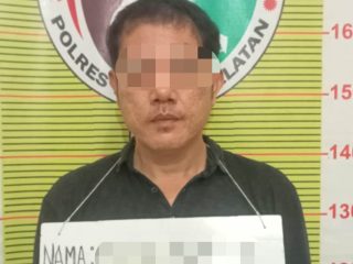 Pemilik sabu, AWS, warga Kelurahan Pasar Gunung Tua, Kecamatan Padang Bolak, Kabupaten Paluta, ditangkap Sat Resnarkoba Polres Tapsel, usai kedapatan memiliki sabu