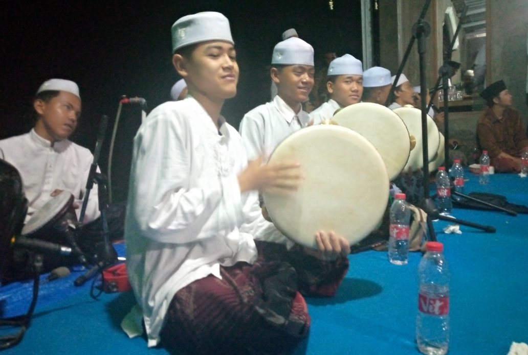 Group Hadroh As Sayyid menyemarakkan Peringatan Maulid Nabi Muhammad Saw di Pemalang