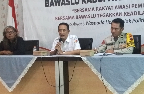 Ketua Bawaslu kabupaten Pemalang Sudadi membuka acara kerja sama dengan PWI