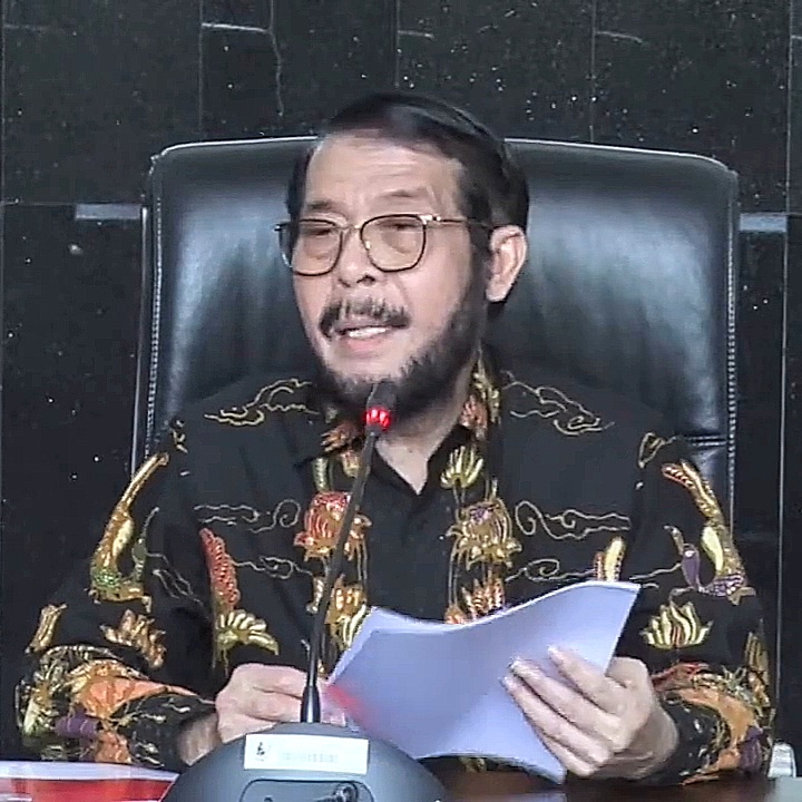 Anwar Usman, saat membacakan tanggapannya terkait putusan MKMK di gedung MK, Jakarta