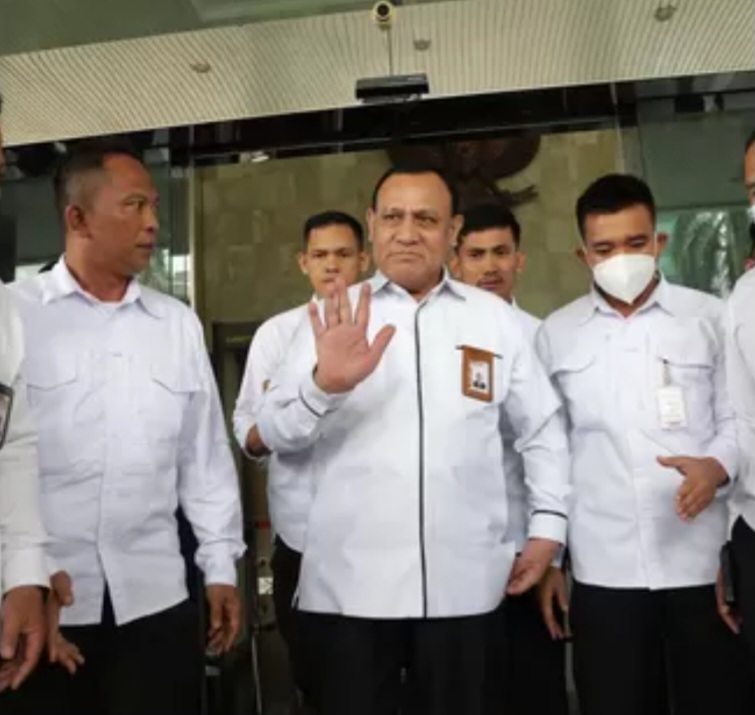 Ketua KPK Firli Bahuri usai diperiksa Dewas KPK