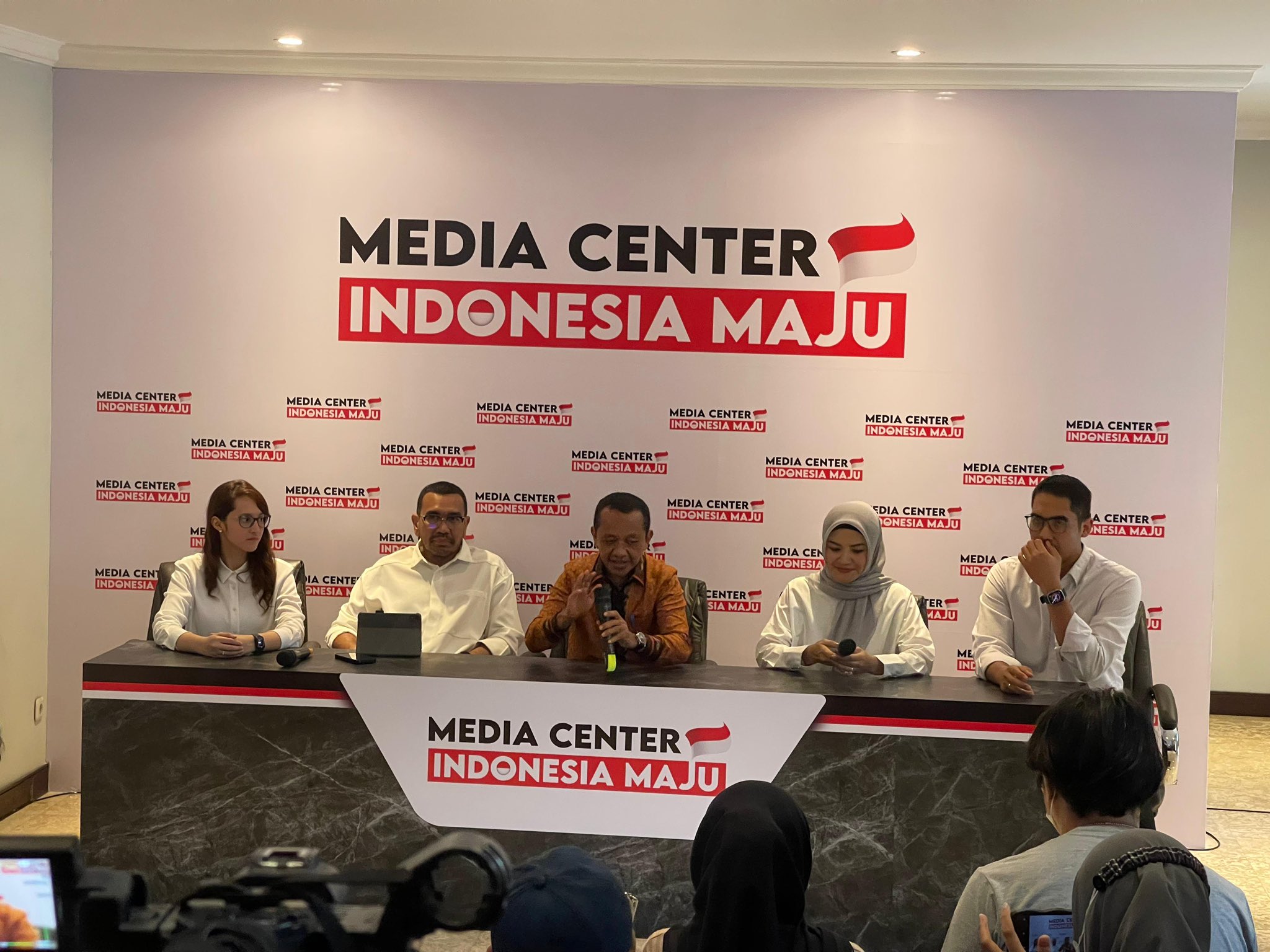 Konferensi Pers Media Center Indonesia Maju