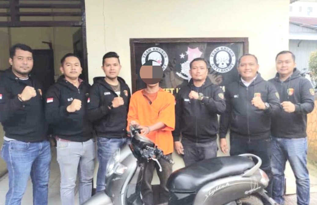 Tim Walet Sat Reskrim Polres Padangsidimpuan usai amankan pelaku berikut barang bukti kasus curanmor