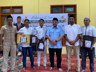 Safari Ramadan, Ketua DPRD Tapsel Santuni Anak Yatim