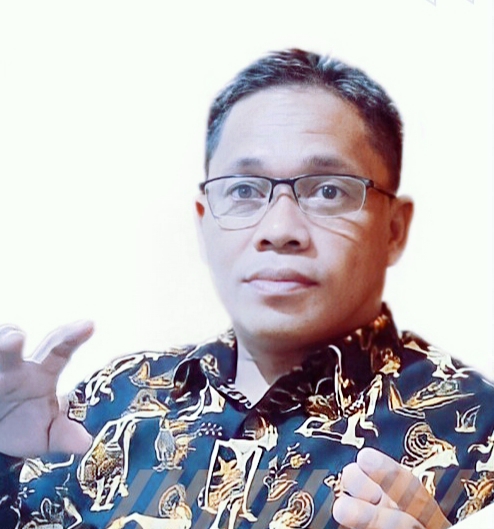 Budiman Maliki, mantan ketua KPU Poso, saat ini menjabat Direktur eksekutif Civic education for democracy and peace Poso