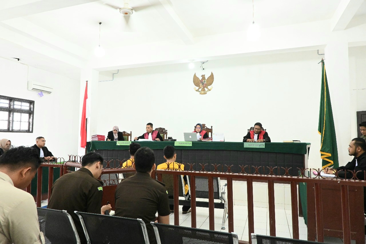 Suasana sidang putusan terhadap kedua terdakwa pemilik sabu 3 Kg di di Ruang Sidang Tirta, Pengadilan Negeri Padangsidimpuan