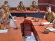 Kepala Kesbangpol Aminudin, Sekretaris, Abdul Rahman Badja, Kepala Bidang Bina Ideologi, wawasan Kebangsaan dan Karakter Bangsa, Kepala Bidang Politik Dalam Negeri dan beberapa OPD terkait mengikuti zoom persiapan kegiatan Gerakan 10 Juta Bendera