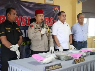 Kapolsek Metro Tanah Abang, AKBP Aditya Simanggara Pratama saat konferensi pers