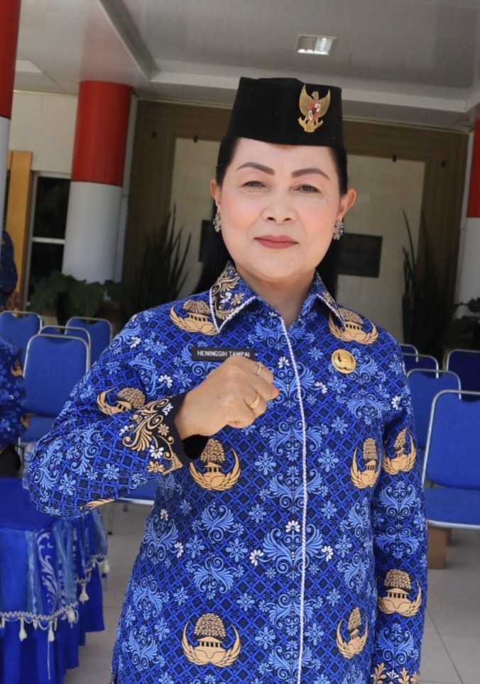 Sekertaris Daerah Kabupaten Poso, Ir.Heningsih Tampak. M.Si