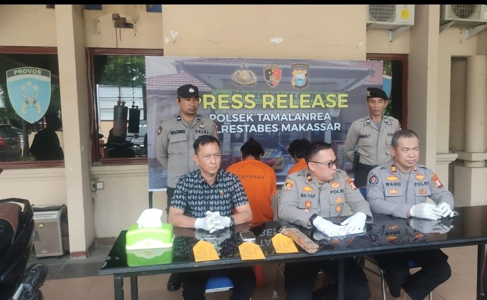 Press releas kasus pencurian dan penodongan di Kota Makassar