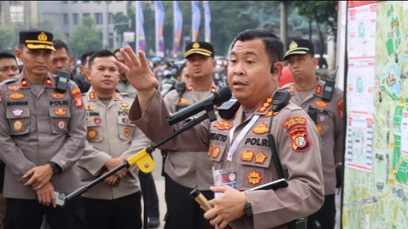 Kapolres Metro Jakarta Pusat, Kombes Pol. Susatyo Purnomo Condro saat pemaparan pengamanan HUT Bhayangkara ke-78 di Monas