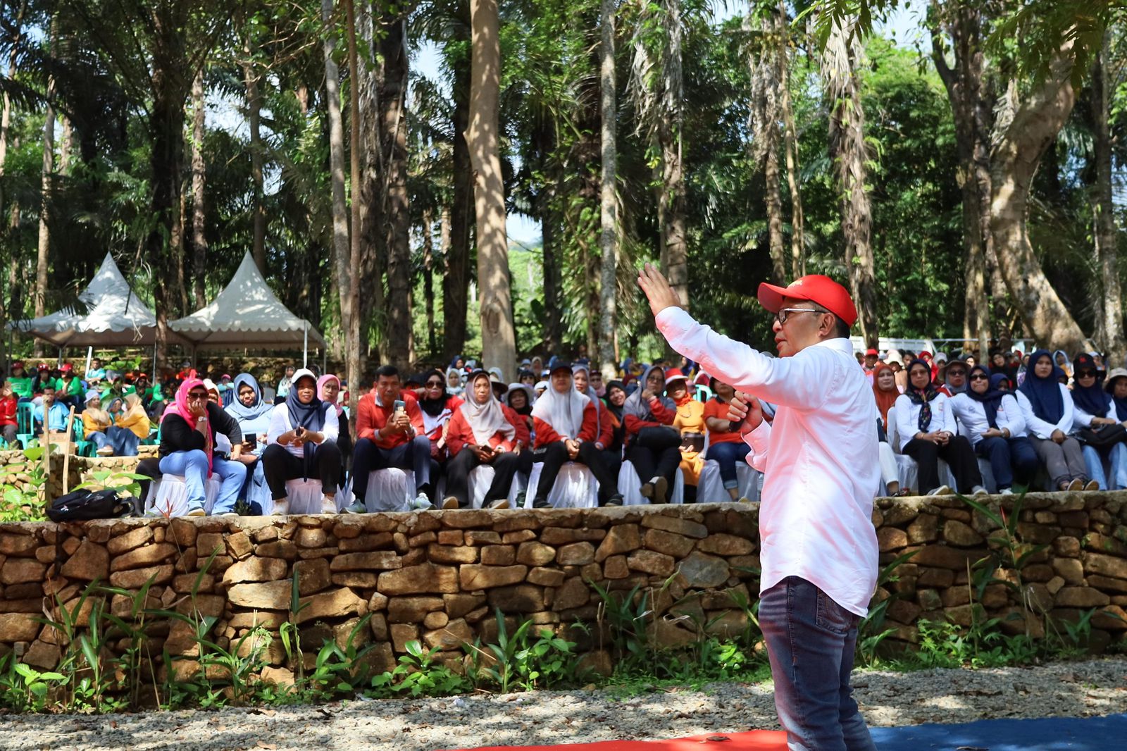 Danny Pomanto saat menjadi narasumber pada kegiatan Training fo Trainer (TOT) Building Character Angkatan III