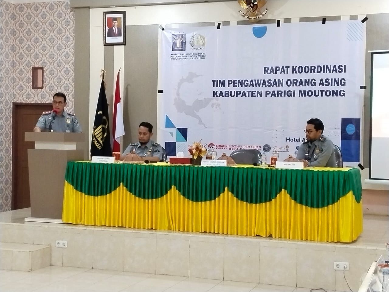 Rapat Koordinasi Tim Pengawasan Orang Asing (TIMPORA) bersama instansi-instansi terkait yang ada di Kabupaten Parigi Moutong