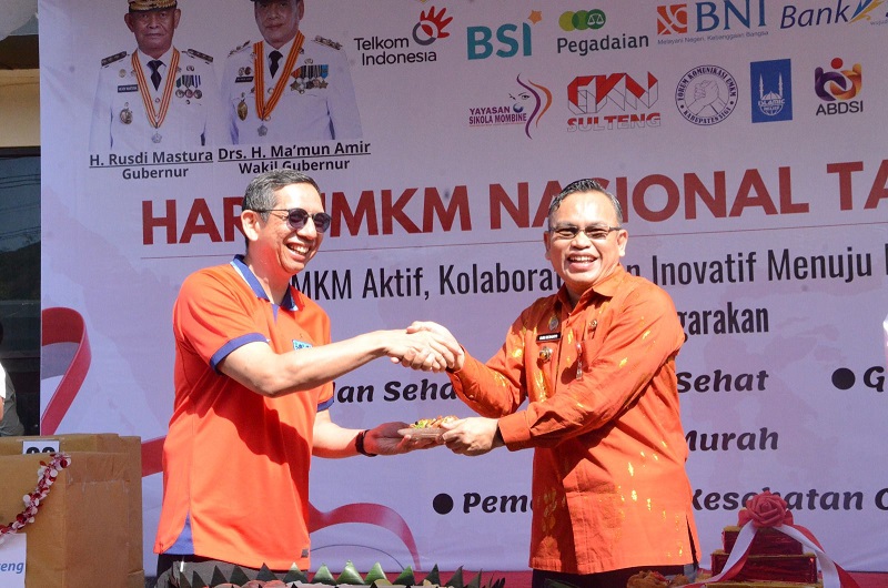 Kakanwil Kemenkumham, Hermansyah Siregar dan Kepala Diskop UKM Sulteng, Sisliandy Ponulele.