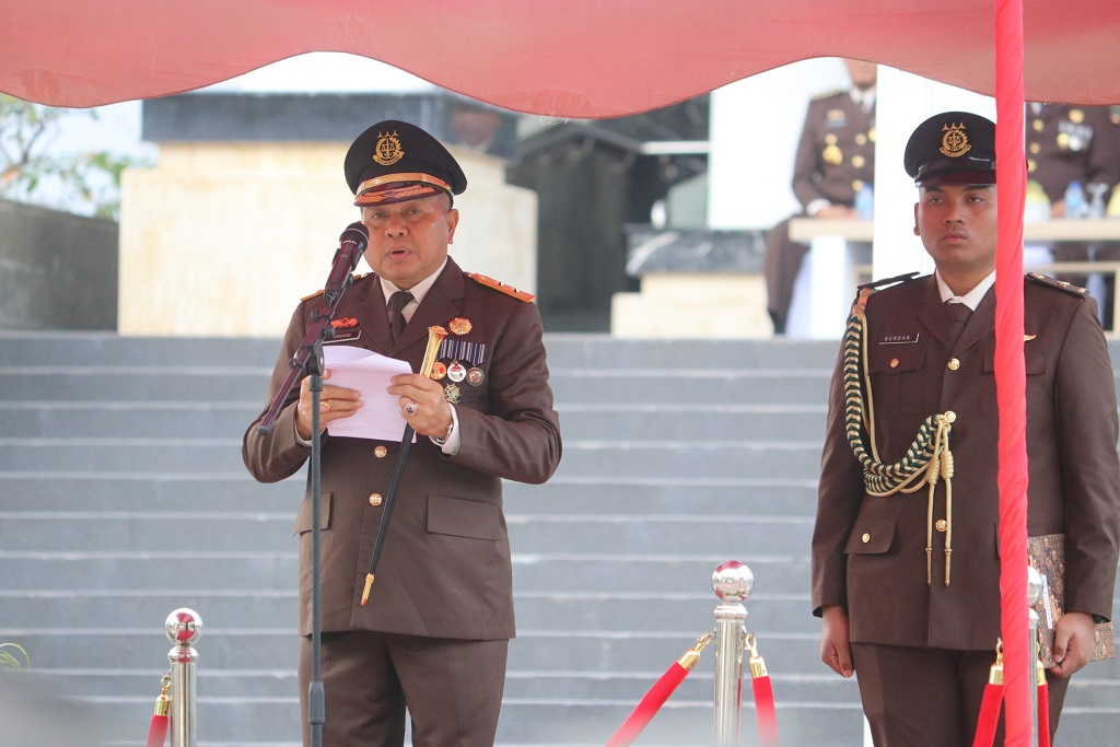 Kepala Kejaksaan Tinggi Sulawesi Tengah, Dr. Bambang Hariyanto.