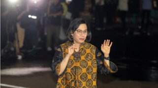 Sri Mulyani menjelaskan bahwa pertemuannya dengan Presiden Prabowo bertujuan untuk melaporkan kinerja APBN.