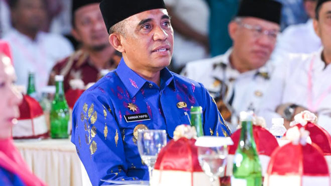 Gubernur Anwar Hafid sebut wakilnya sebagai “Gubernur Kesehatan,” tanda percaya penuh atas profesionalisme dr. Reny di bidang kesehatan. (Ro Adpim Setdaprov Sulteng)