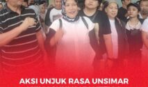 Tampak Susana konfrensi pers pihak pendemo saat menyampaikan agenda tuntutan melalui juru bicara aksi Fitria Y Alim, S.Sos, M.Si