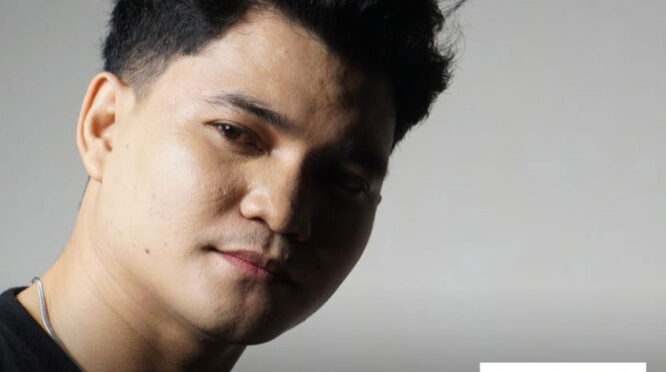 Vight Music Palu resmi luncurkan single perdana "Simpan Saja", karya Yaya Yellow dan Bay. Ini adalah gebrakan musisi lokal Palu untuk tembus industri nasional, hasil program "Cetak Bintang".