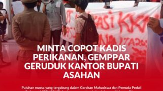 Puluhan massa dari Gerakan Mahasiswa dan Pemuda Peduli Reformasi (Gemppar) Asahan, menggelar aksi unjuk rasa di Kantor Dinas Perikanan Kab. Asahan, Sumatera Utara.