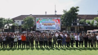 Apel Gelar Pasukan Operasi Kepolisian Terpusat “Ops Ketupat Semeru 2026”