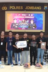 Dari 50 tim yang bertanding, Tim Nightmare tampil sebagai yang terbaik dalam Turnamen Esport Mobile Legends Kapolres Jombang Cup dan bersiap membawa nama Jombang ke level Jawa Timur