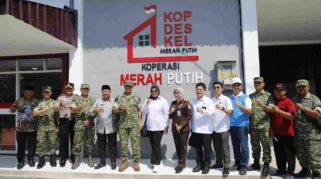 Kasdam V/Brawijaya Tinjau Koperasi Merah Putih di Jombang, Pastikan Program Berjalan Optimal.Foto dari Kominfo Jombang