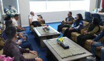 Gubernur Sulawesi Barat, Suhardi Duka (SDK) saat menerima rombongan Pengurus SMSI Sulbar